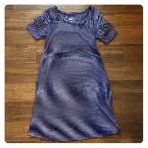 Isabel Maternity Ruffle Sleeve Dress